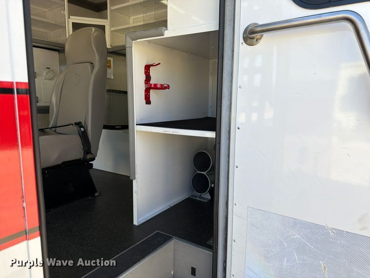 image for item DT3087 2015 RAM 4500 ambulance