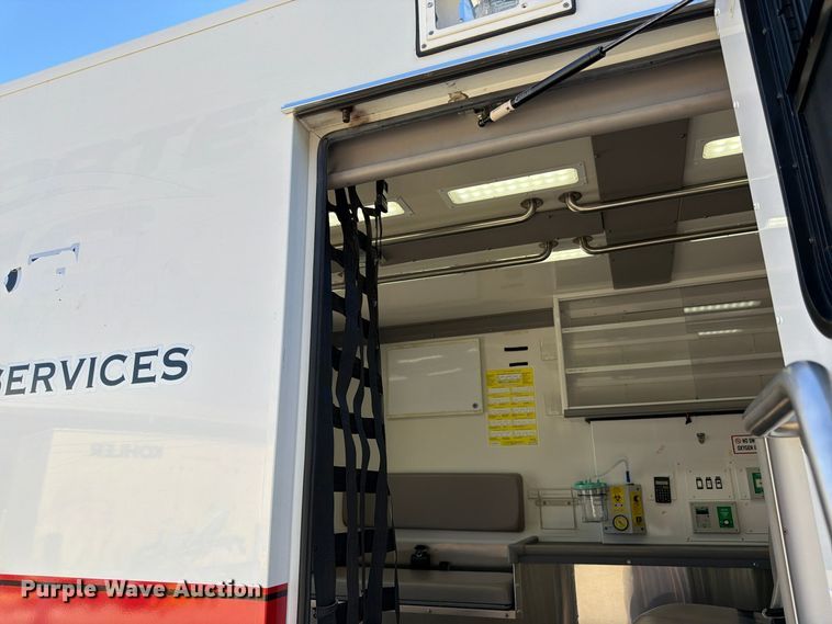 image for item DT3087 2015 RAM 4500 ambulance
