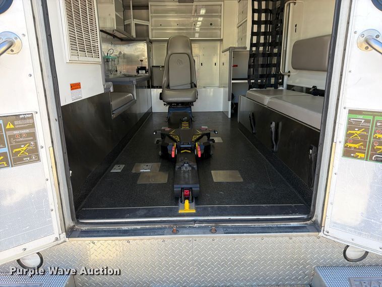 image for item DT3087 2015 RAM 4500 ambulance