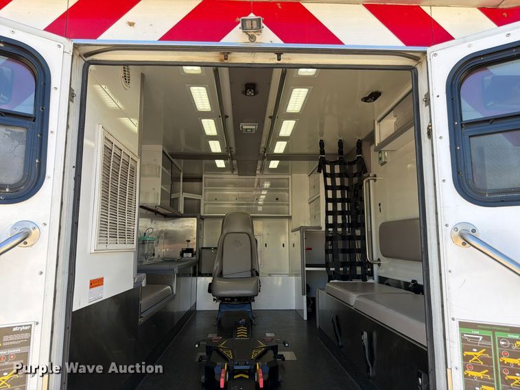 image for item DT3087 2015 RAM 4500 ambulance