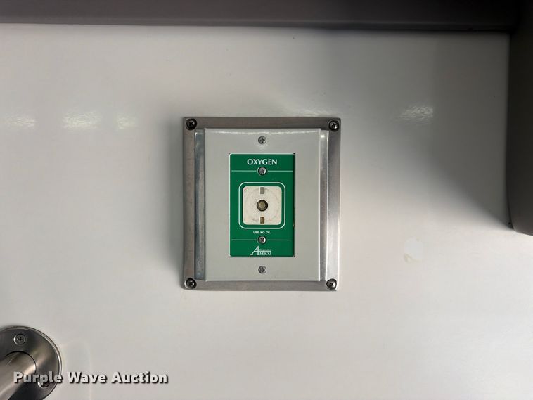 image for item DT3087 2015 RAM 4500 ambulance