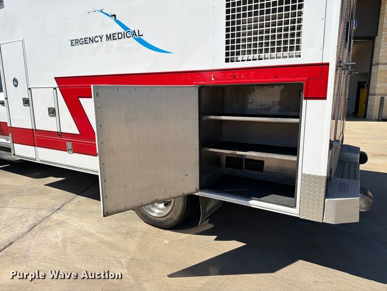 image for item DT3087 2015 RAM 4500 ambulance