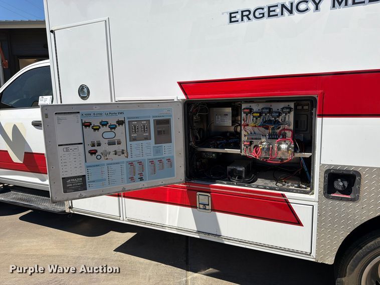image for item DT3087 2015 RAM 4500 ambulance