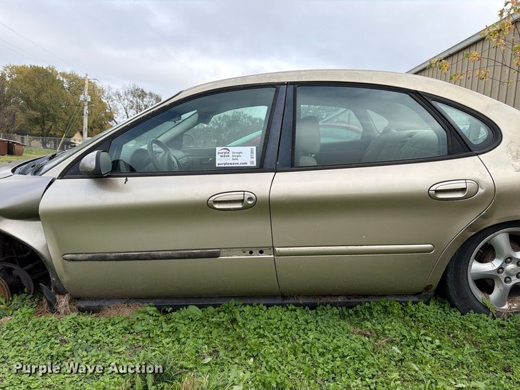 image for item DT3091 2001 Ford Taurus 