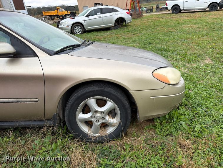 image for item DT3091 2001 Ford Taurus 