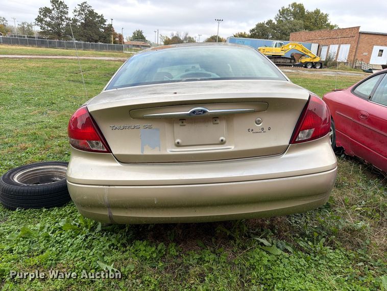 image for item DT3091 2001 Ford Taurus 