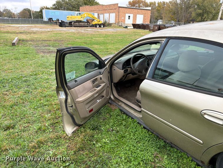 image for item DT3091 2001 Ford Taurus 