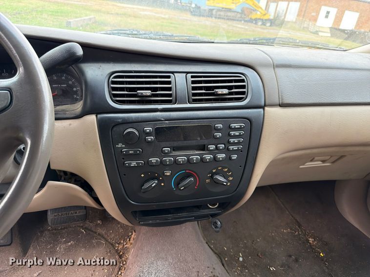 image for item DT3091 2001 Ford Taurus 