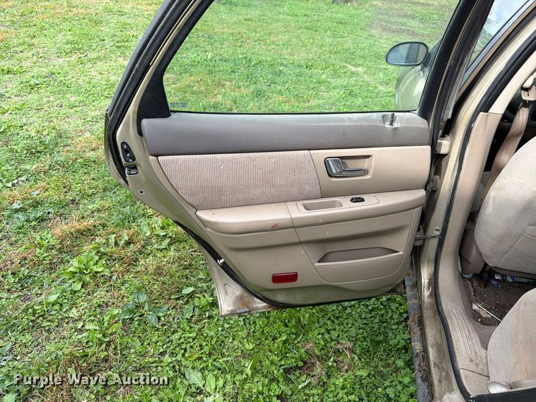 image for item DT3091 2001 Ford Taurus 