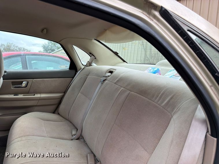 image for item DT3091 2001 Ford Taurus 