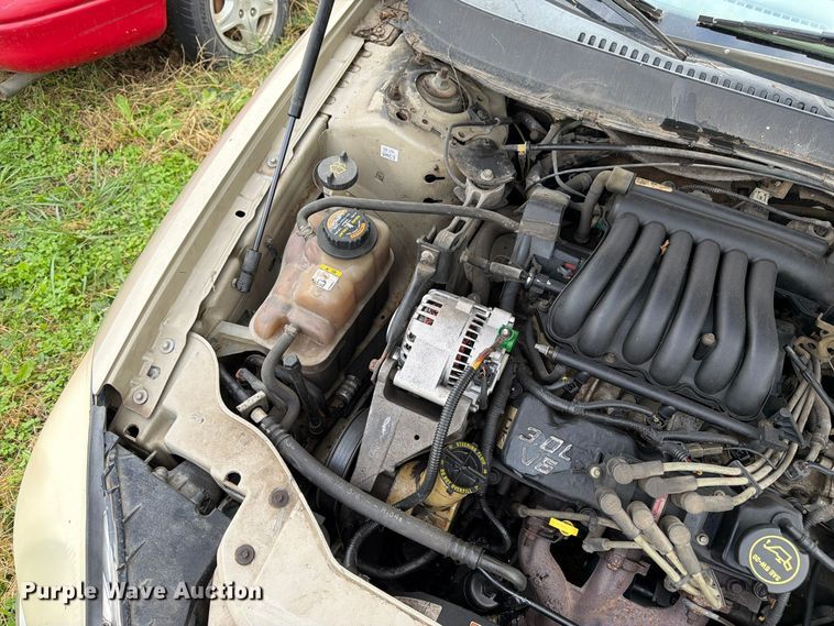 image for item DT3091 2001 Ford Taurus 
