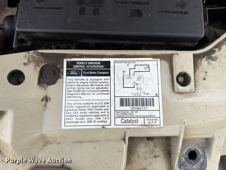 image for item DT3091 2001 Ford Taurus 