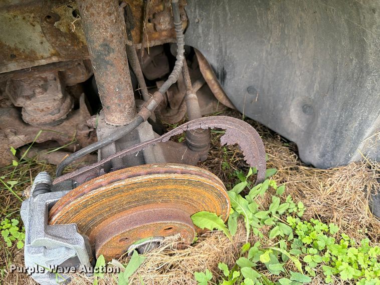 image for item DT3091 2001 Ford Taurus 