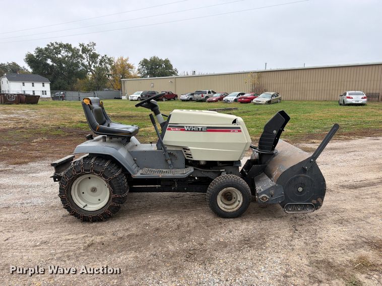 image for item DT3092 White GT-185 lawn mower