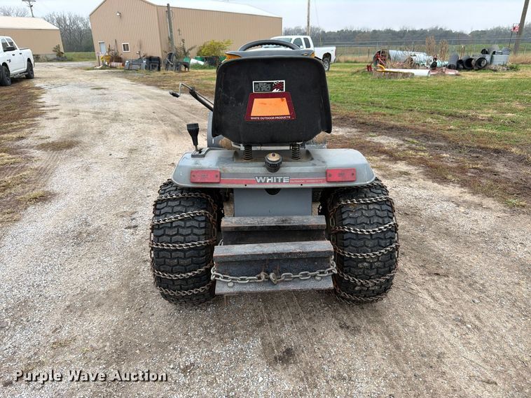 image for item DT3092 White GT-185 lawn mower