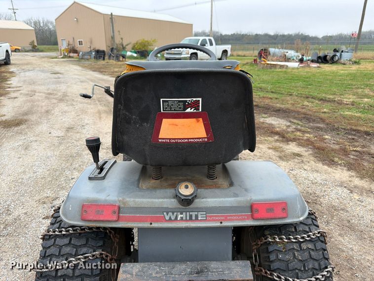 image for item DT3092 White GT-185 lawn mower