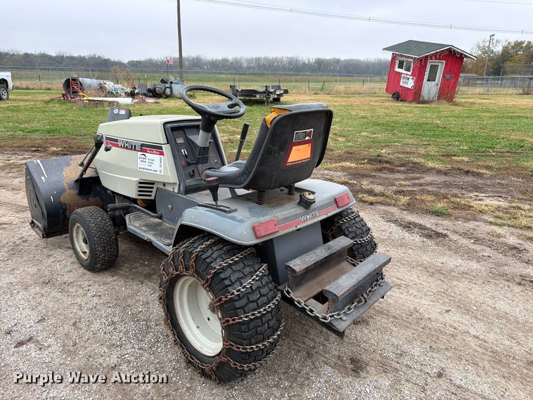 image for item DT3092 White GT-185 lawn mower