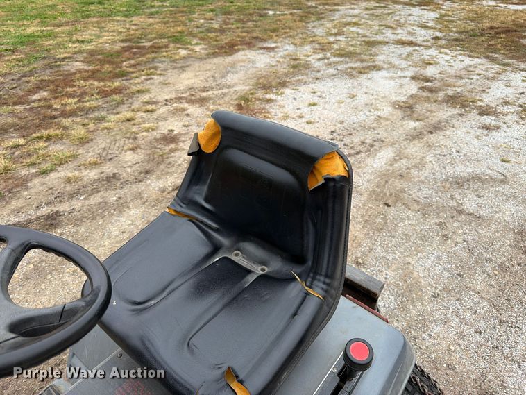 image for item DT3092 White GT-185 lawn mower