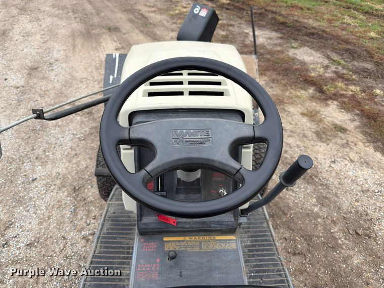 image for item DT3092 White GT-185 lawn mower