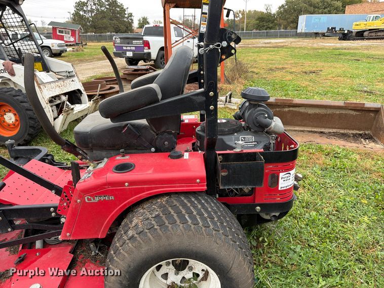 image for item DT3093 2018 Country Clipper 3572KAT-1525 ZTR lawn mower