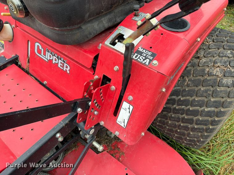 image for item DT3093 2018 Country Clipper 3572KAT-1525 ZTR lawn mower