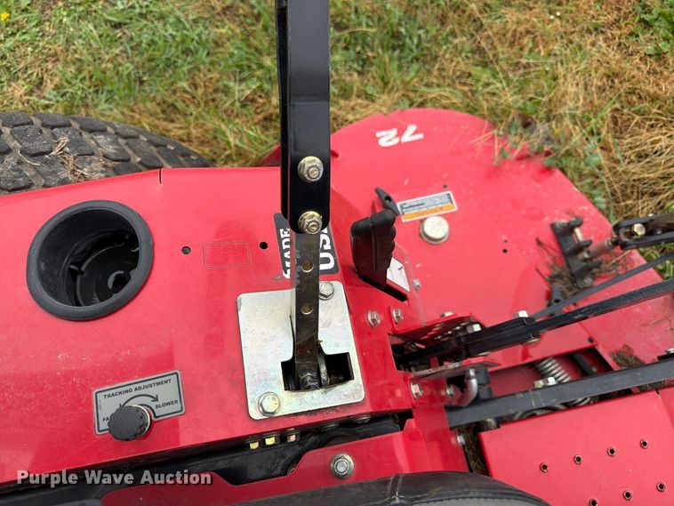image for item DT3093 2018 Country Clipper 3572KAT-1525 ZTR lawn mower