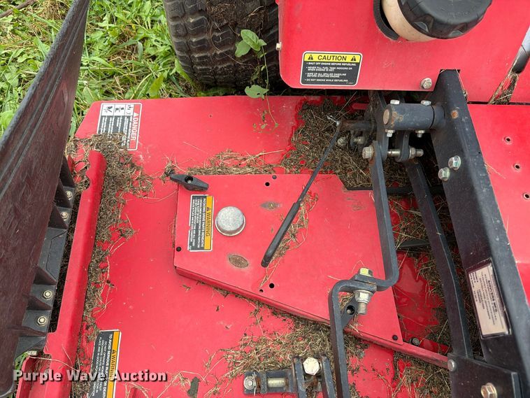 image for item DT3093 2018 Country Clipper 3572KAT-1525 ZTR lawn mower