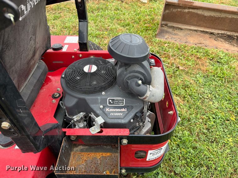 image for item DT3093 2018 Country Clipper 3572KAT-1525 ZTR lawn mower