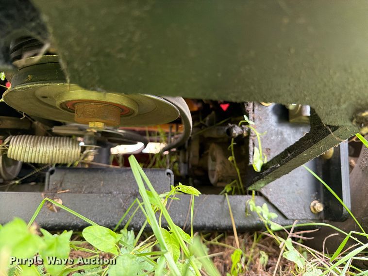 image for item DT3093 2018 Country Clipper 3572KAT-1525 ZTR lawn mower