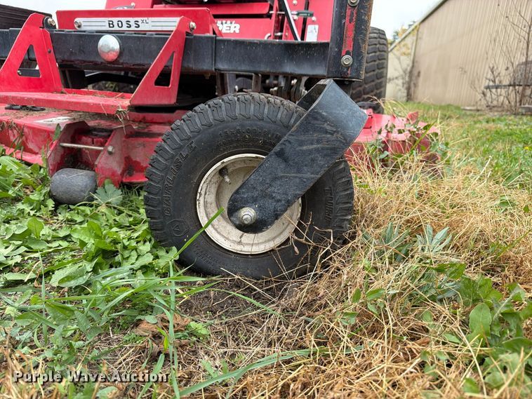 image for item DT3093 2018 Country Clipper 3572KAT-1525 ZTR lawn mower