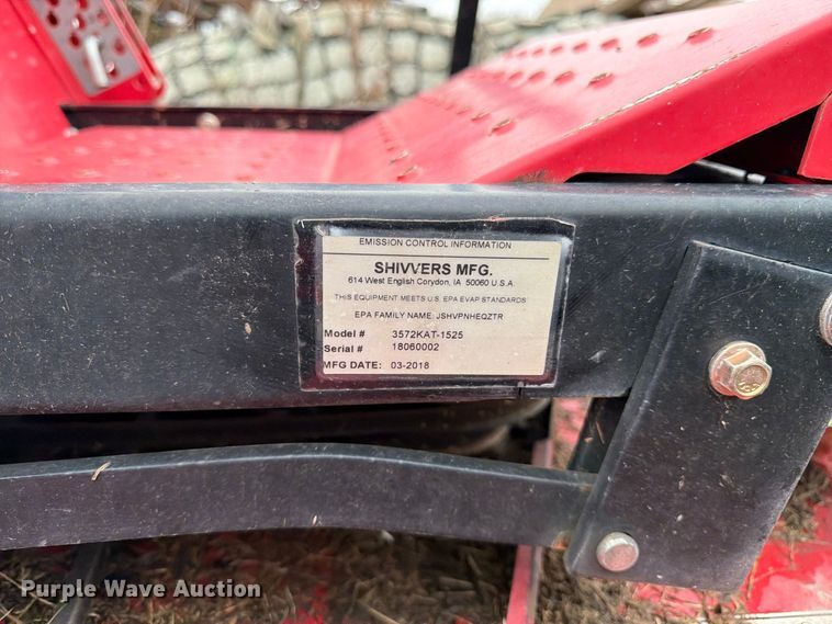 image for item DT3093 2018 Country Clipper 3572KAT-1525 ZTR lawn mower