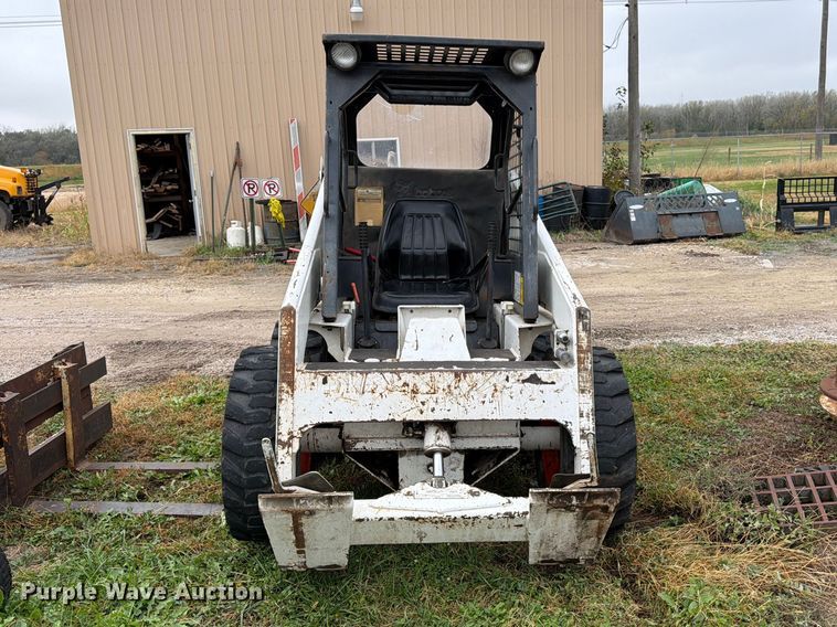 image for item DT3094 1987 Bobcat 742 skid steer loader