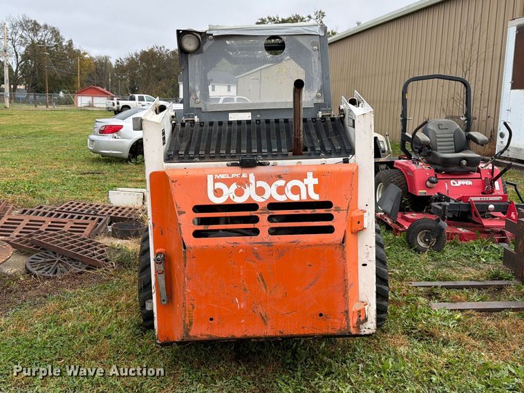 image for item DT3094 1987 Bobcat 742 skid steer loader