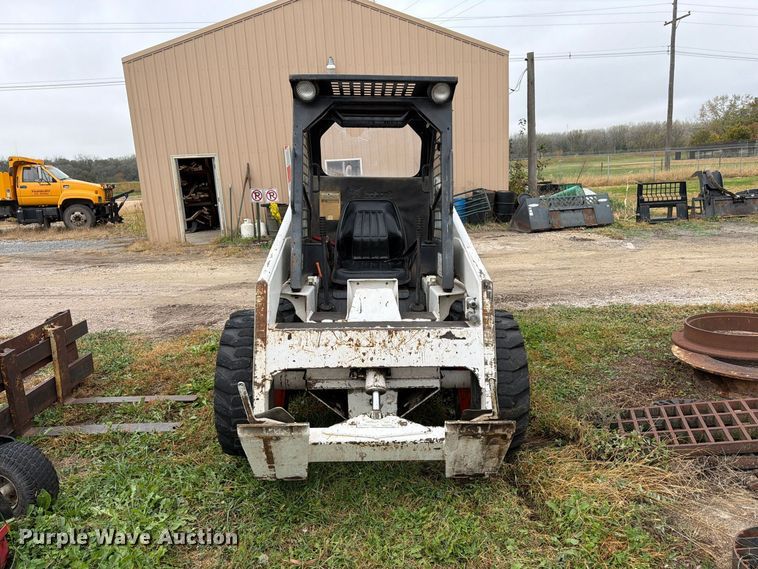 image for item DT3094 1987 Bobcat 742 skid steer loader