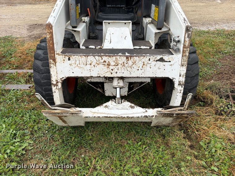 image for item DT3094 1987 Bobcat 742 skid steer loader