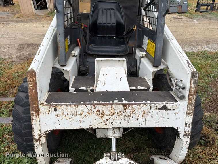 image for item DT3094 1987 Bobcat 742 skid steer loader