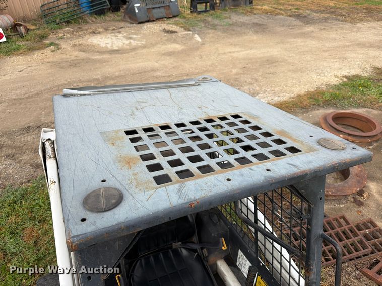 image for item DT3094 1987 Bobcat 742 skid steer loader
