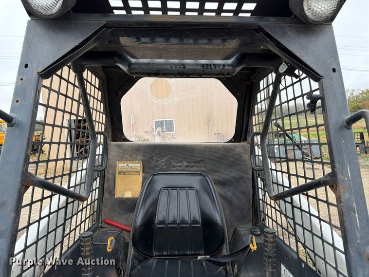 image for item DT3094 1987 Bobcat 742 skid steer loader
