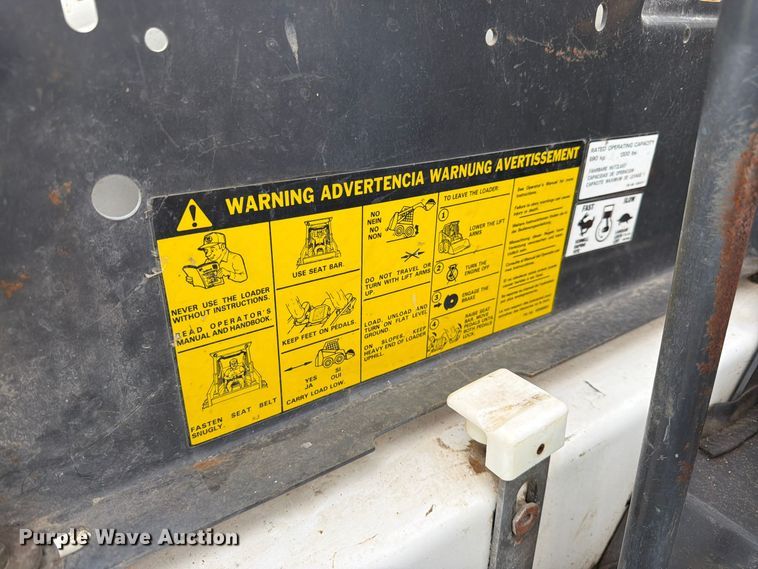 image for item DT3094 1987 Bobcat 742 skid steer loader