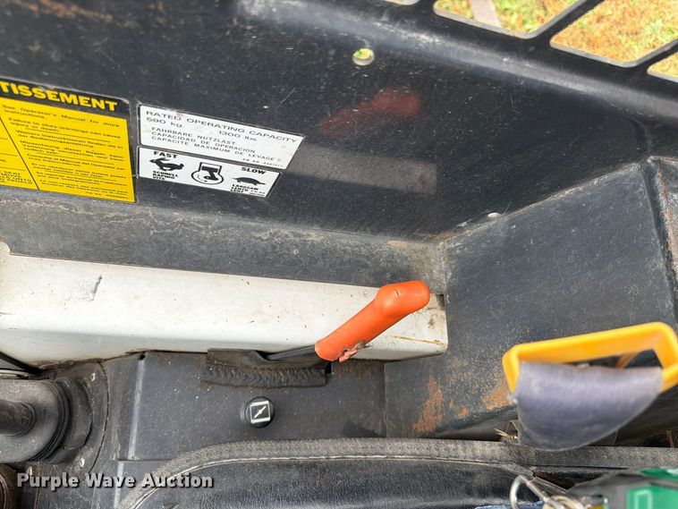 image for item DT3094 1987 Bobcat 742 skid steer loader