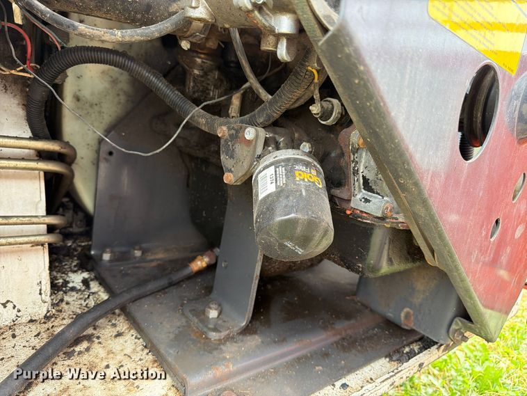 image for item DT3094 1987 Bobcat 742 skid steer loader