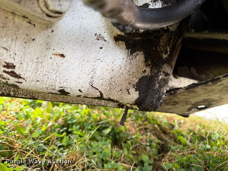 image for item DT3094 1987 Bobcat 742 skid steer loader