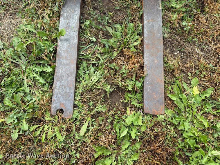 image for item DT3094 1987 Bobcat 742 skid steer loader