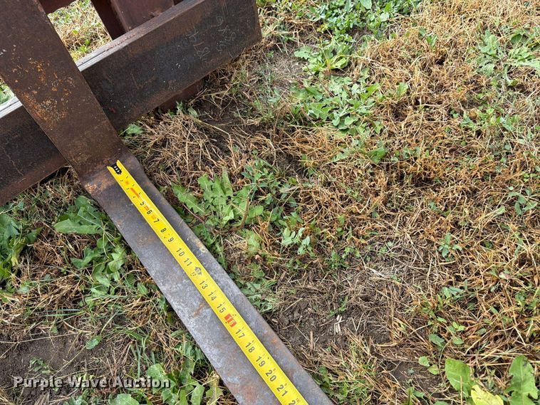 image for item DT3094 1987 Bobcat 742 skid steer loader