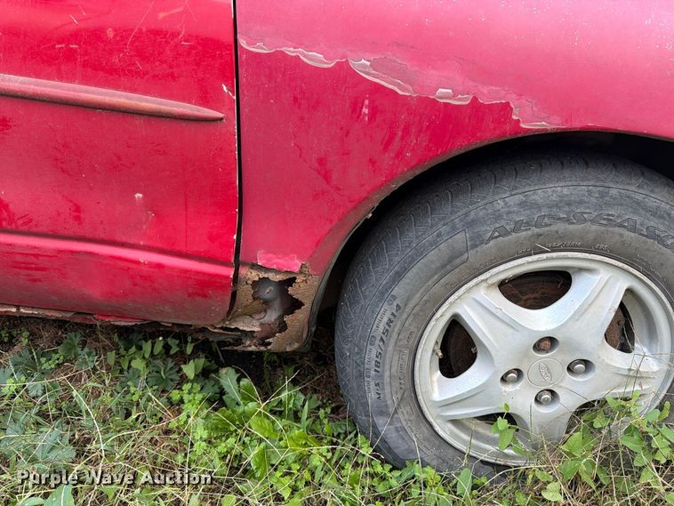 image for item DT3095 1998 Ford Escort 