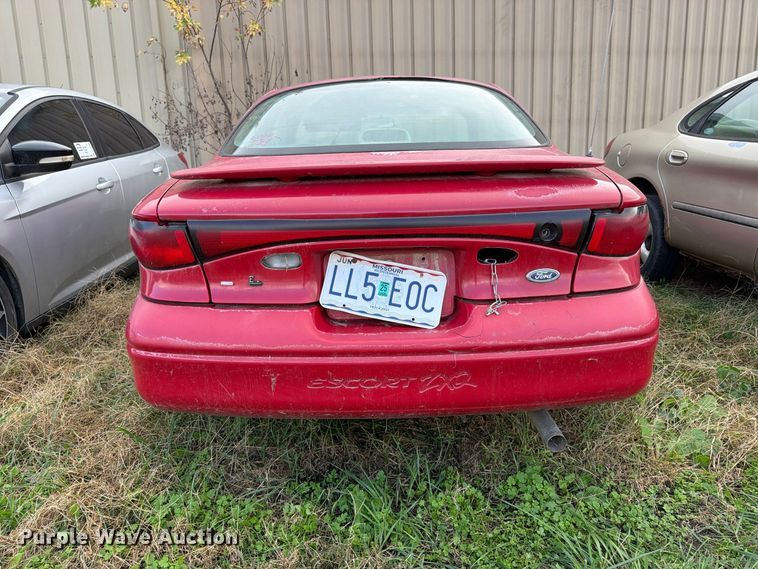 image for item DT3095 1998 Ford Escort 