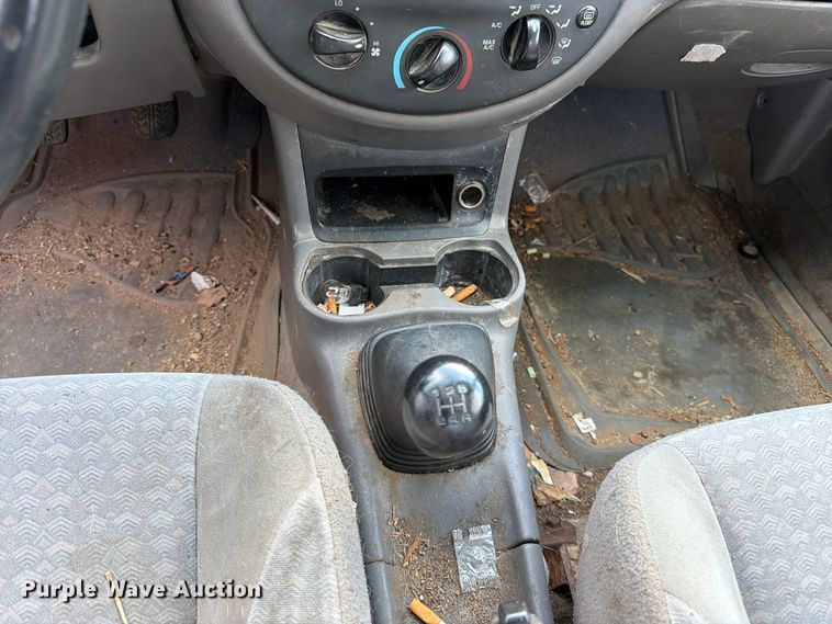 image for item DT3095 1998 Ford Escort 