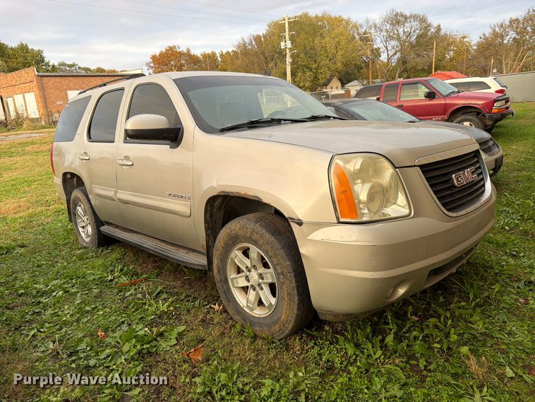 image for item DT3098 2007 GMC Yukon SUV
