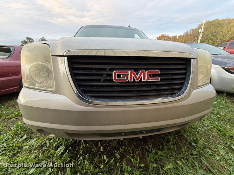 image for item DT3098 2007 GMC Yukon SUV