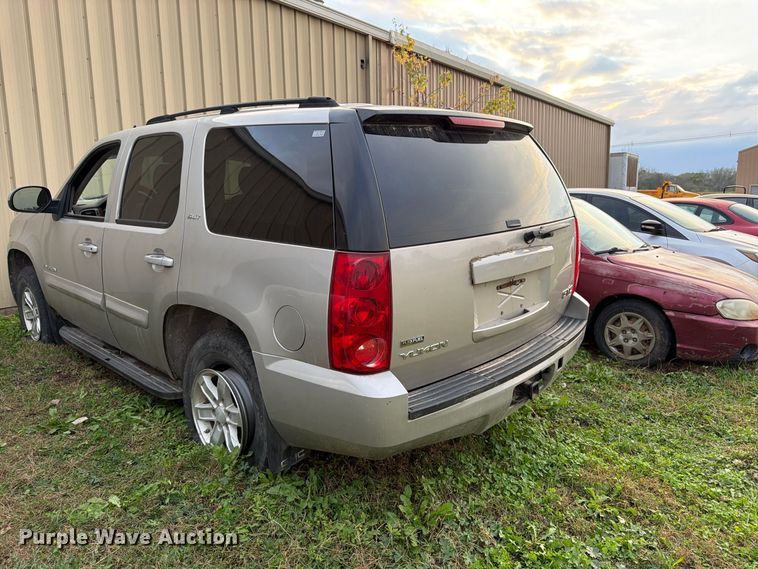image for item DT3098 2007 GMC Yukon SUV